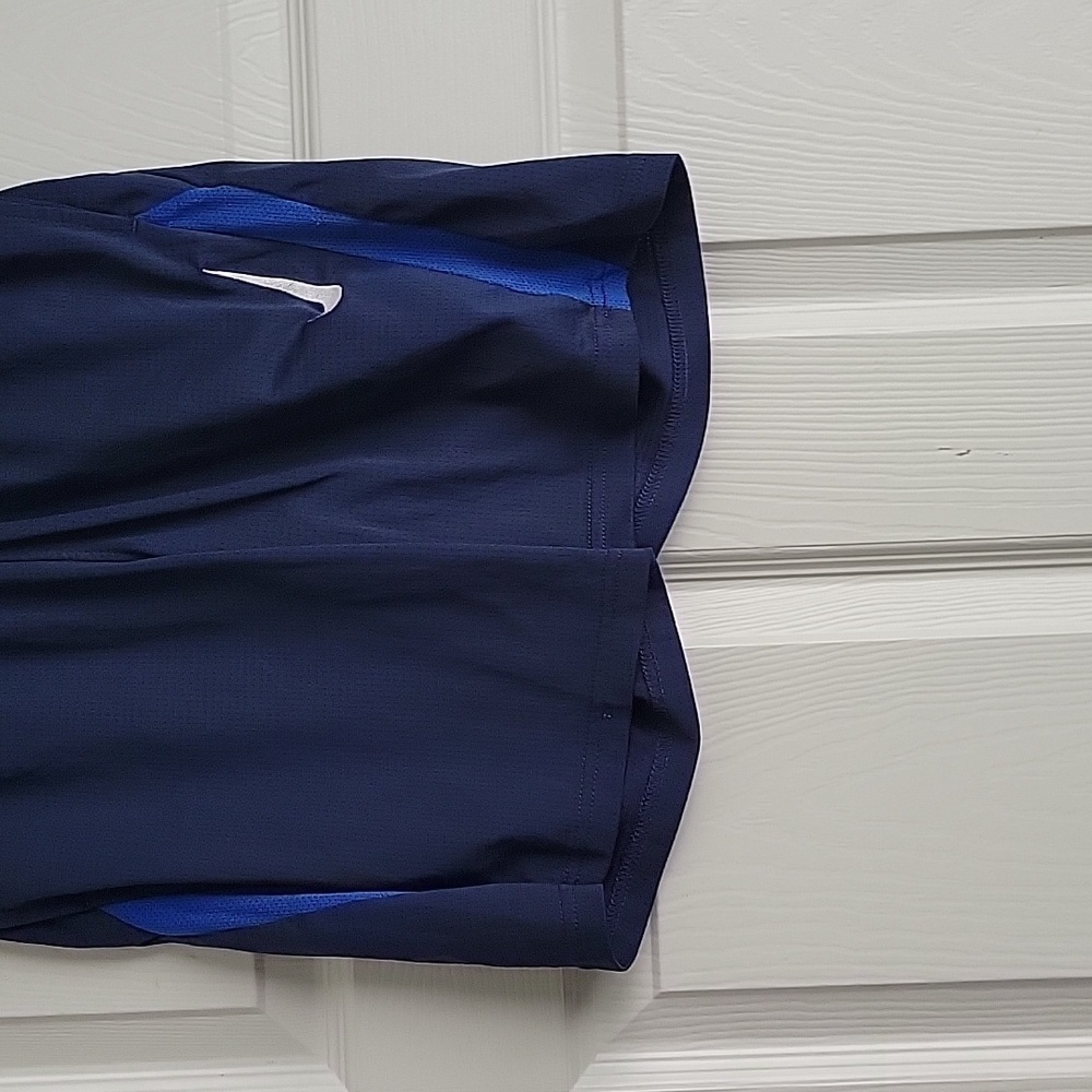 Nike Dri-Fit Boy's Shorts - Picture 2 of 10